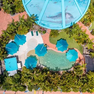 **** Resort Riviera Australia